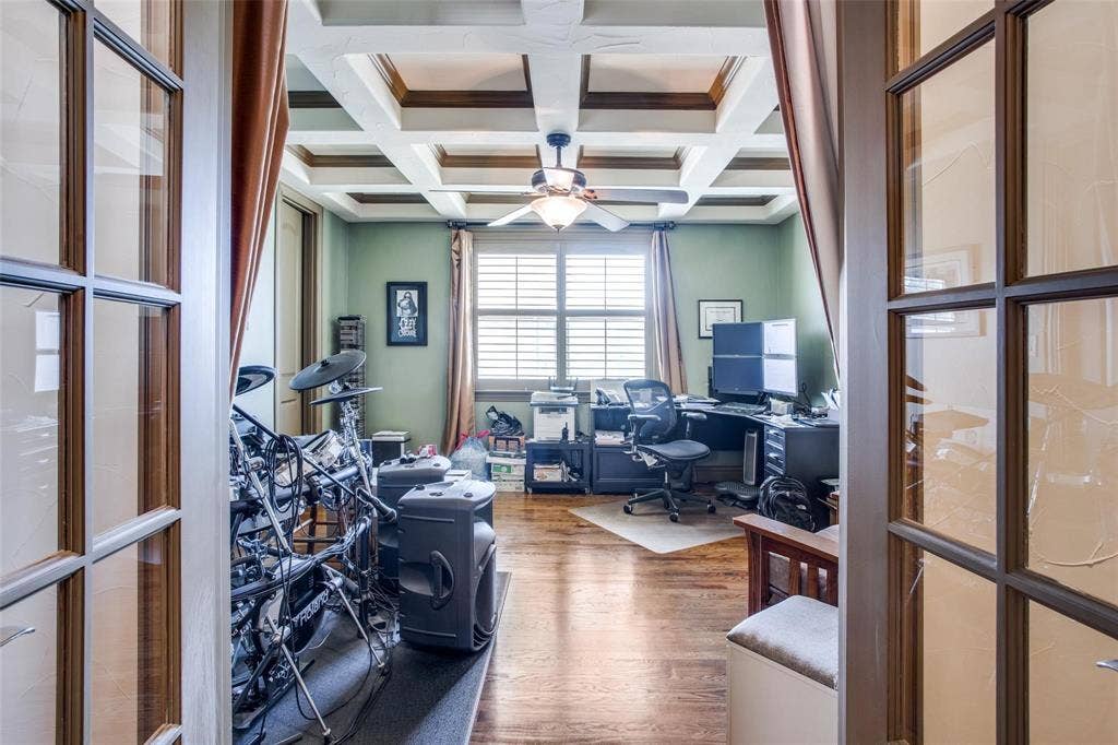 5020 Mission Avenue, Dallas, TX 75206 5020 Mission Avenue, Dallas, TX 75206