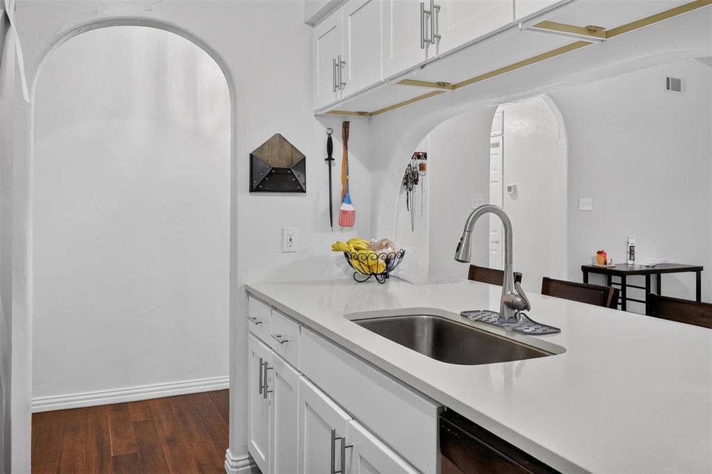 2121 High Summit Drive, Garland, TX 75041 2121 High Summit Drive, Garland, TX 75041