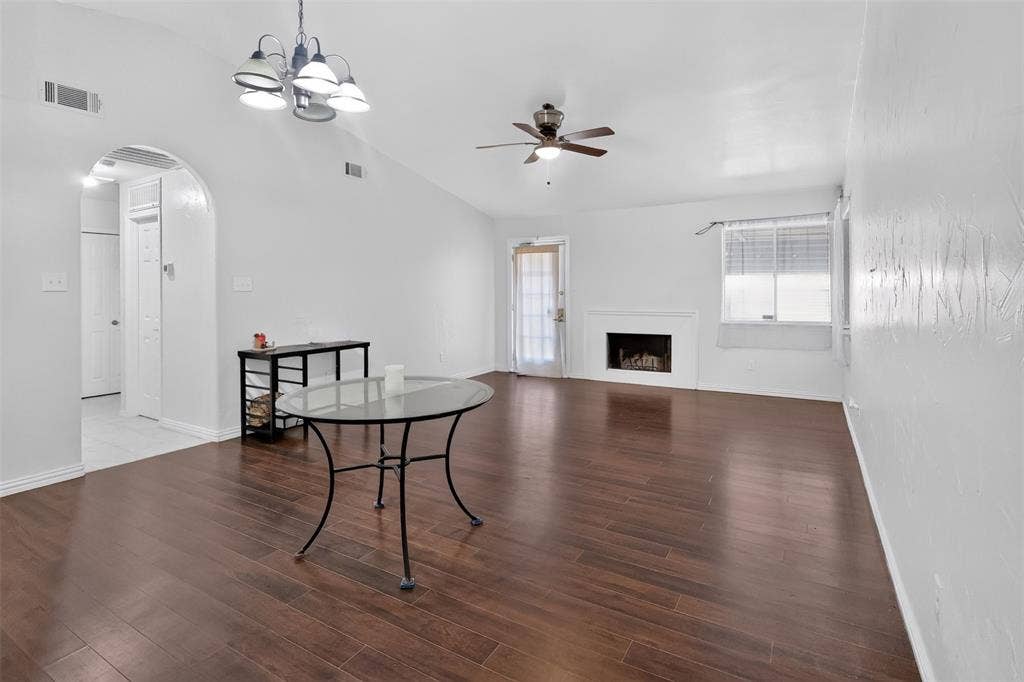 2121 High Summit Drive, Garland, TX 75041 2121 High Summit Drive, Garland, TX 75041