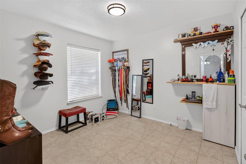 2121 High Summit Drive, Garland, TX 75041 2121 High Summit Drive, Garland, TX 75041