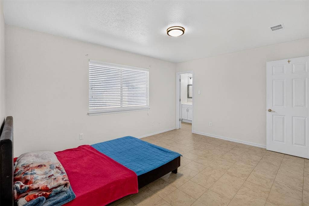 2121 High Summit Drive, Garland, TX 75041 2121 High Summit Drive, Garland, TX 75041