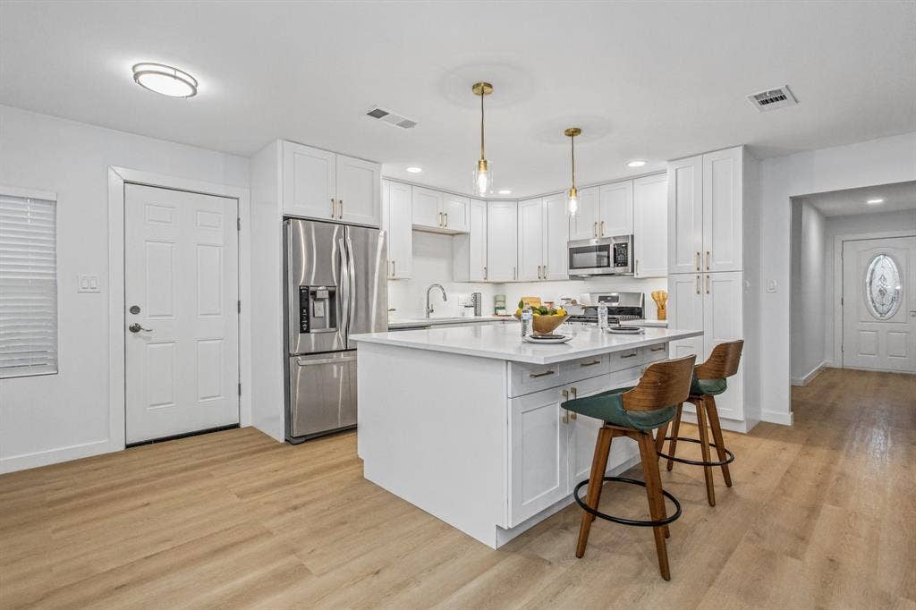 4025 Tacoma Street, Irving, TX 75062 4025 Tacoma Street, Irving, TX 75062
