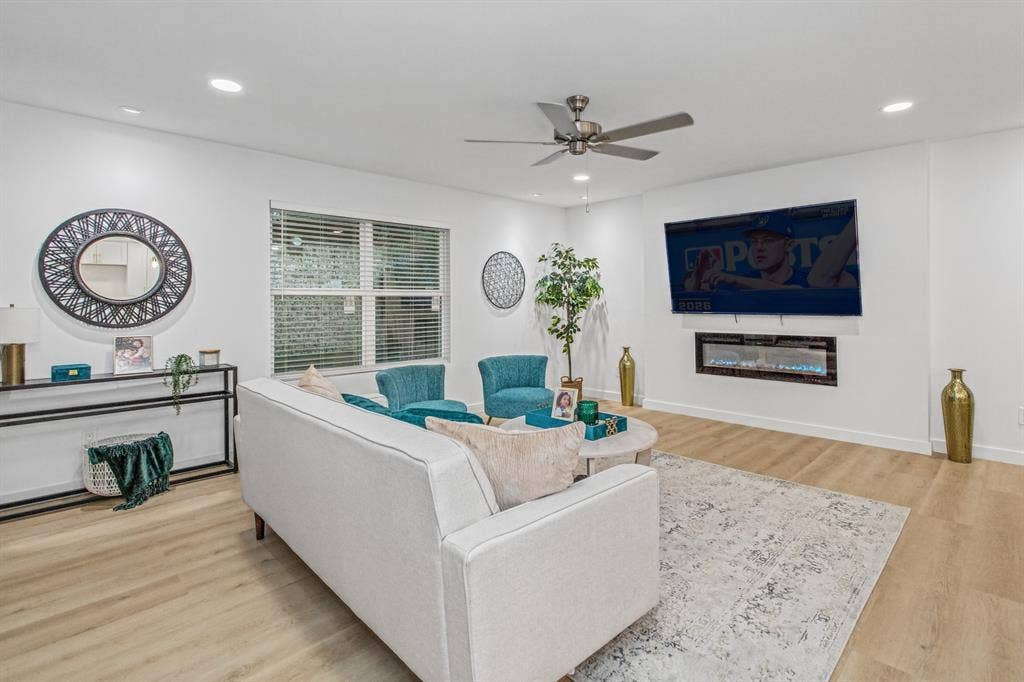 4025 Tacoma Street, Irving, TX 75062 4025 Tacoma Street, Irving, TX 75062
