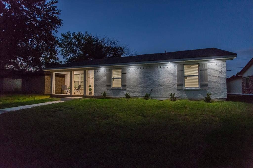4025 Tacoma Street, Irving, TX 75062 4025 Tacoma Street, Irving, TX 75062