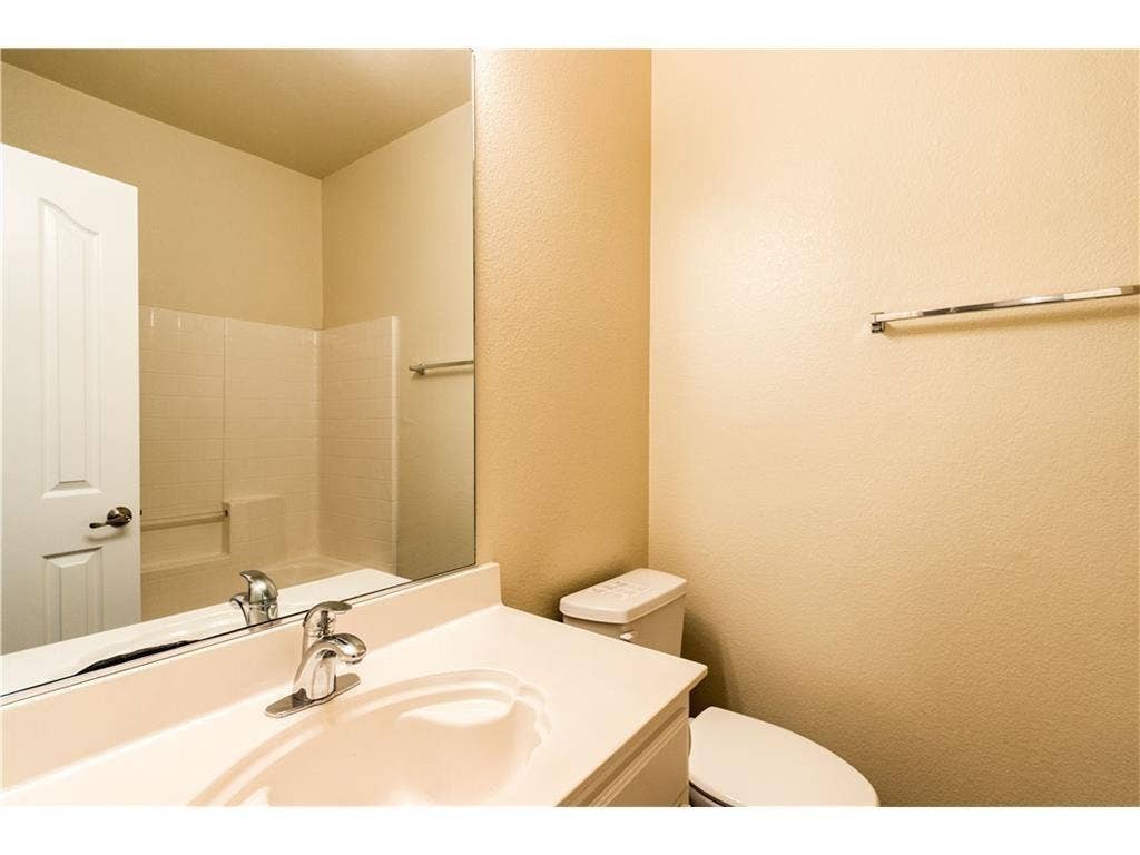 5000 Royal Burgess Drive, Fort Worth, TX 76135