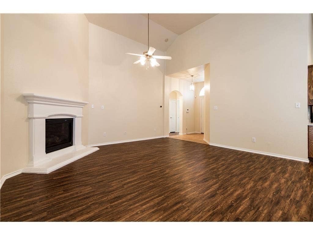 5000 Royal Burgess Drive, Fort Worth, TX 76135