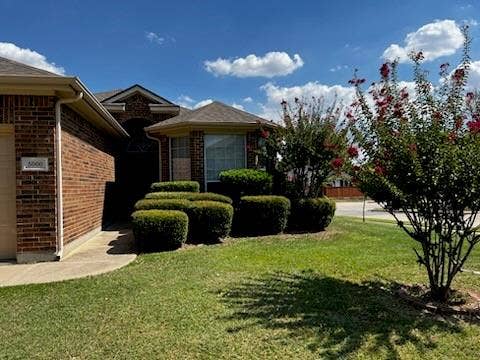 5000 Royal Burgess Drive, Fort Worth, TX 76135