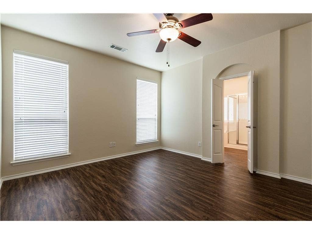 5000 Royal Burgess Drive, Fort Worth, TX 76135