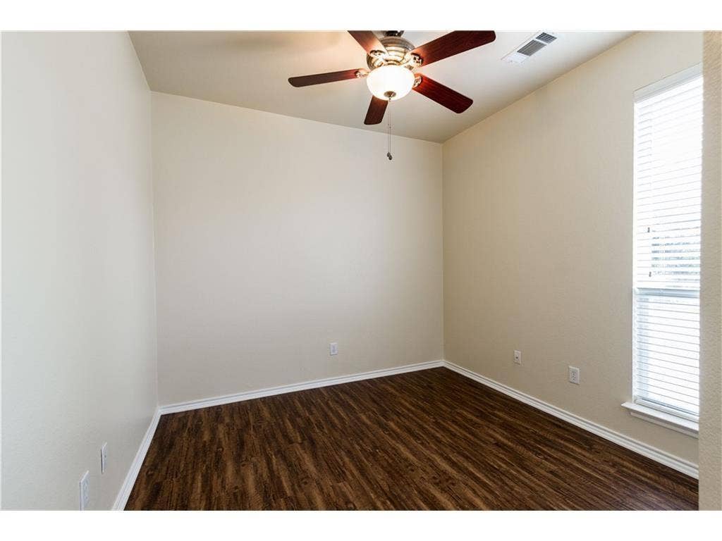 5000 Royal Burgess Drive, Fort Worth, TX 76135
