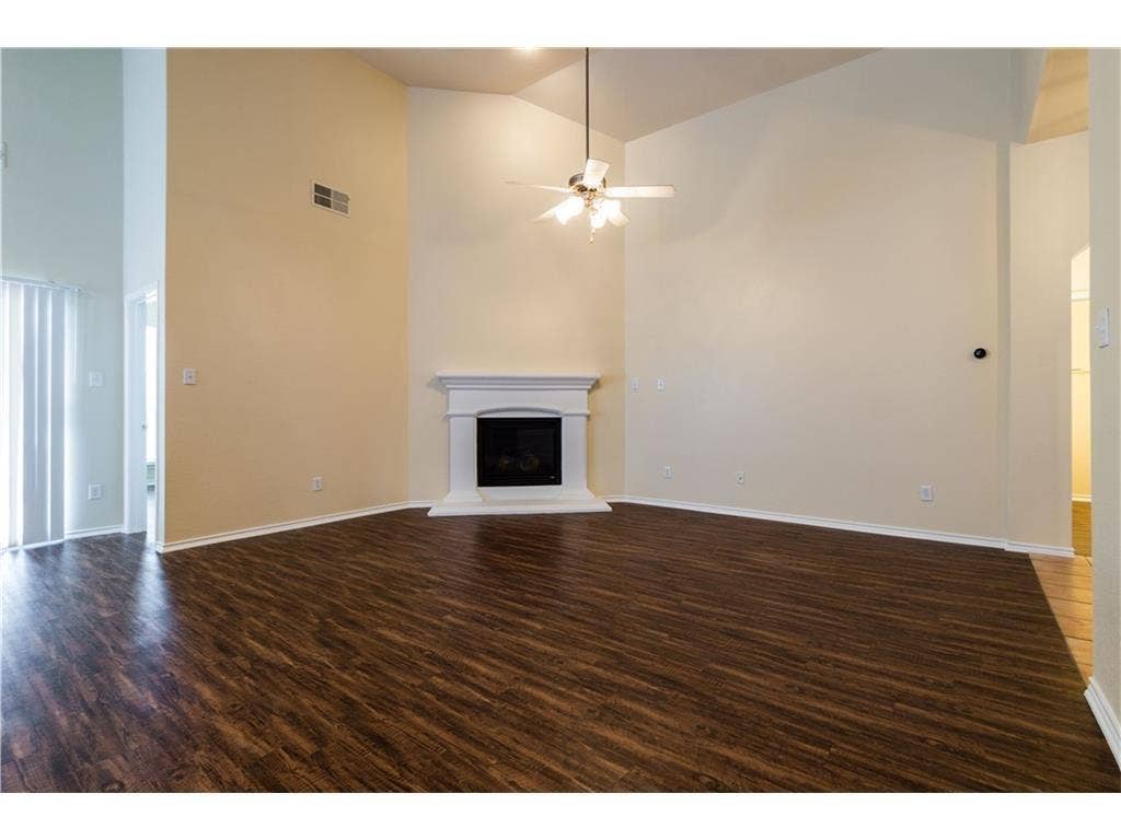 5000 Royal Burgess Drive, Fort Worth, TX 76135