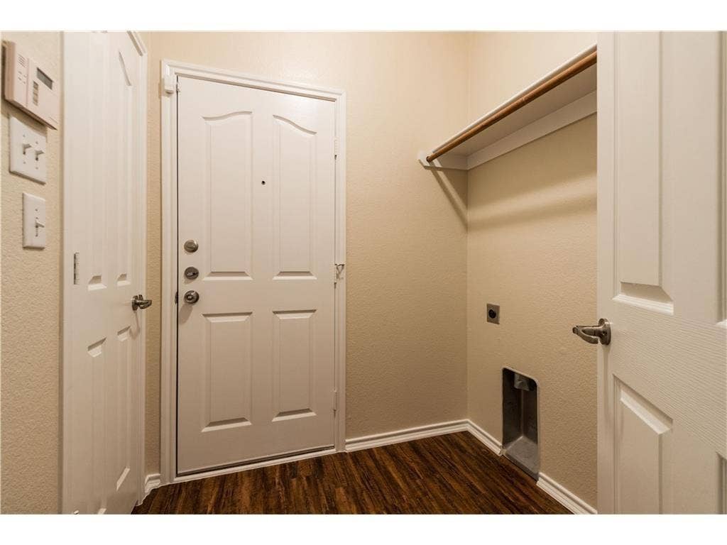 5000 Royal Burgess Drive, Fort Worth, TX 76135
