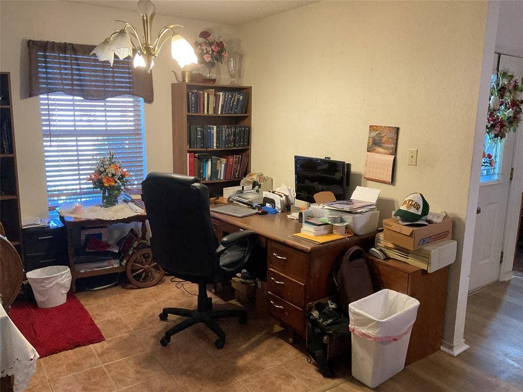 101 EdgeForest Drive, Elm Mott, TX 76640 101 EdgeForest Drive, Elm Mott, TX 76640
