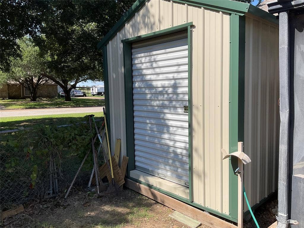 101 EdgeForest Drive, Elm Mott, TX 76640 101 EdgeForest Drive, Elm Mott, TX 76640