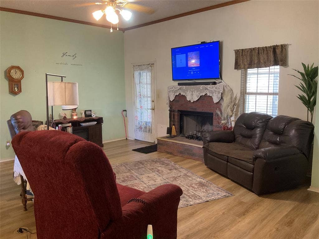 101 EdgeForest Drive, Elm Mott, TX 76640 101 EdgeForest Drive, Elm Mott, TX 76640