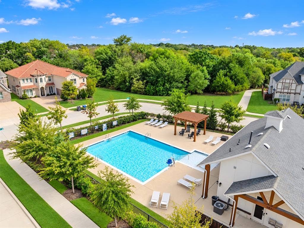 4824 Cedar Creek Drive, McKinney, TX 75070 Community Pool, Greenbelt and Walking Trail