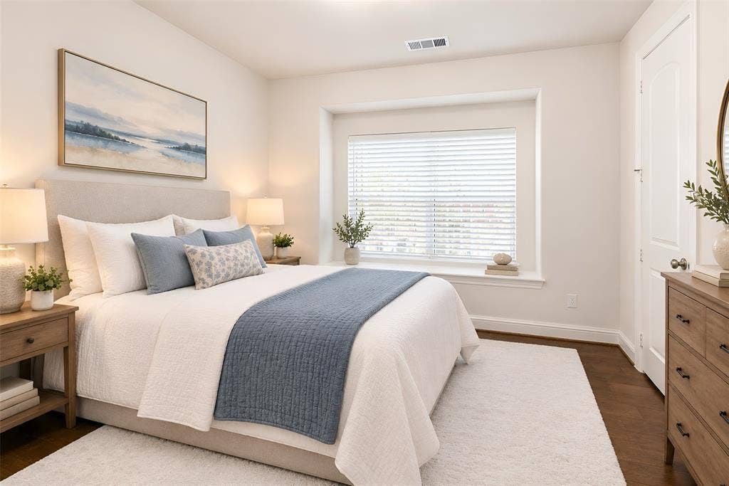 4824 Cedar Creek Drive, McKinney, TX 75070 Downstairs Bedroom