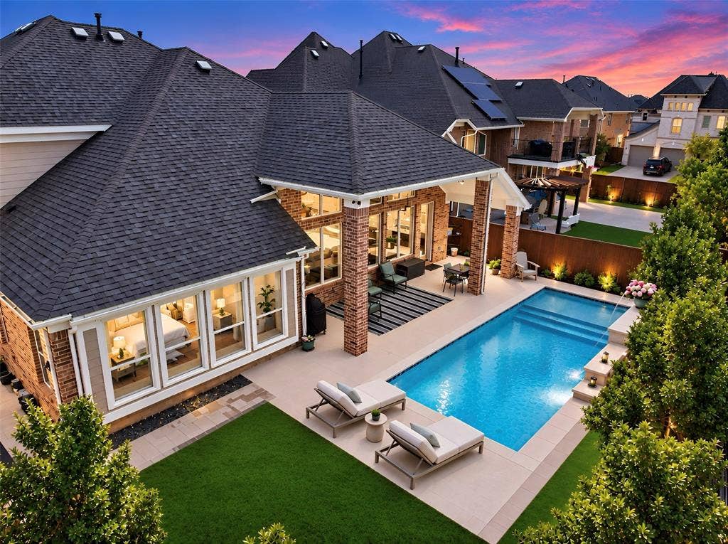 4824 Cedar Creek Drive, McKinney, TX 75070 Pool and Backyard Virtual Twilight