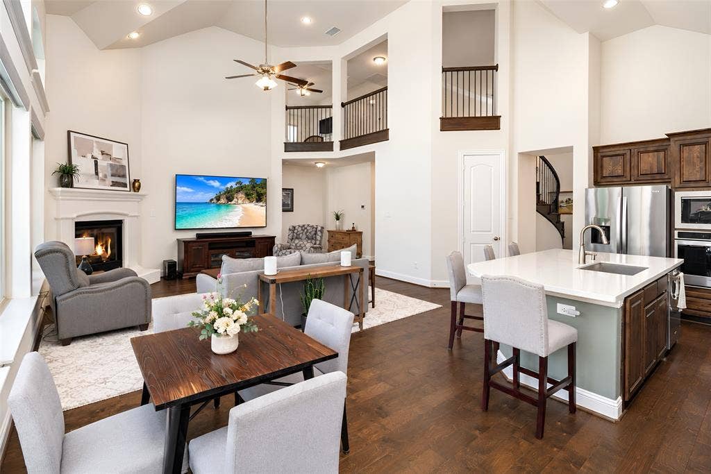 4824 Cedar Creek Drive, McKinney, TX 75070 Breakfast Room, Kitchen and Family Room