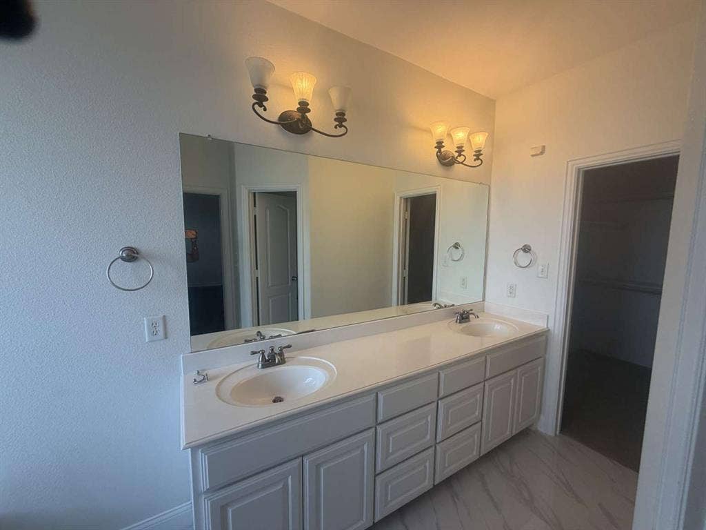 557 Mobley Way Court, Coppell, TX 75019 557 Mobley Way Court, Coppell, TX 75019