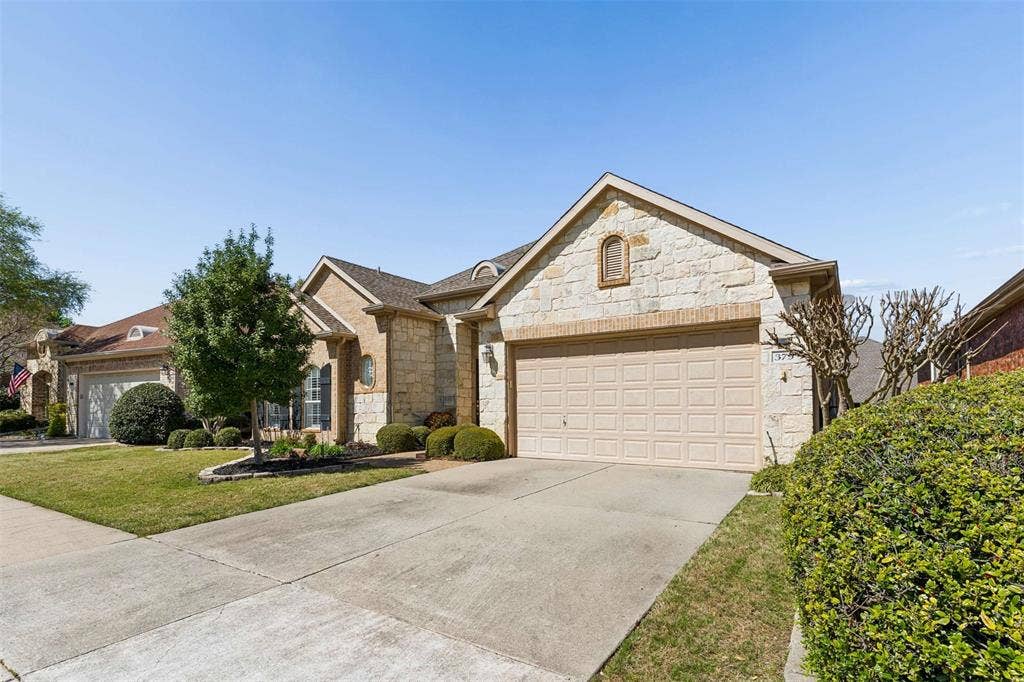 379 Southern Hills Drive, Fairview, TX 75069
