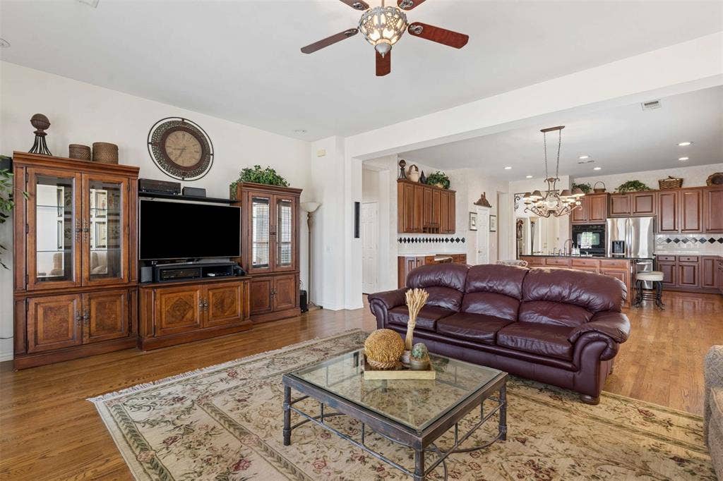 379 Southern Hills Drive, Fairview, TX 75069