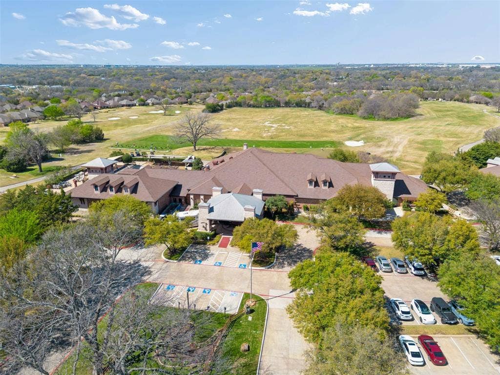 379 Southern Hills Drive, Fairview, TX 75069