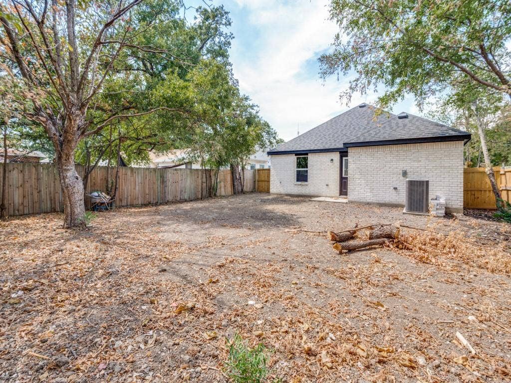 4220 Hamilton Avenue, Dallas, TX 75210