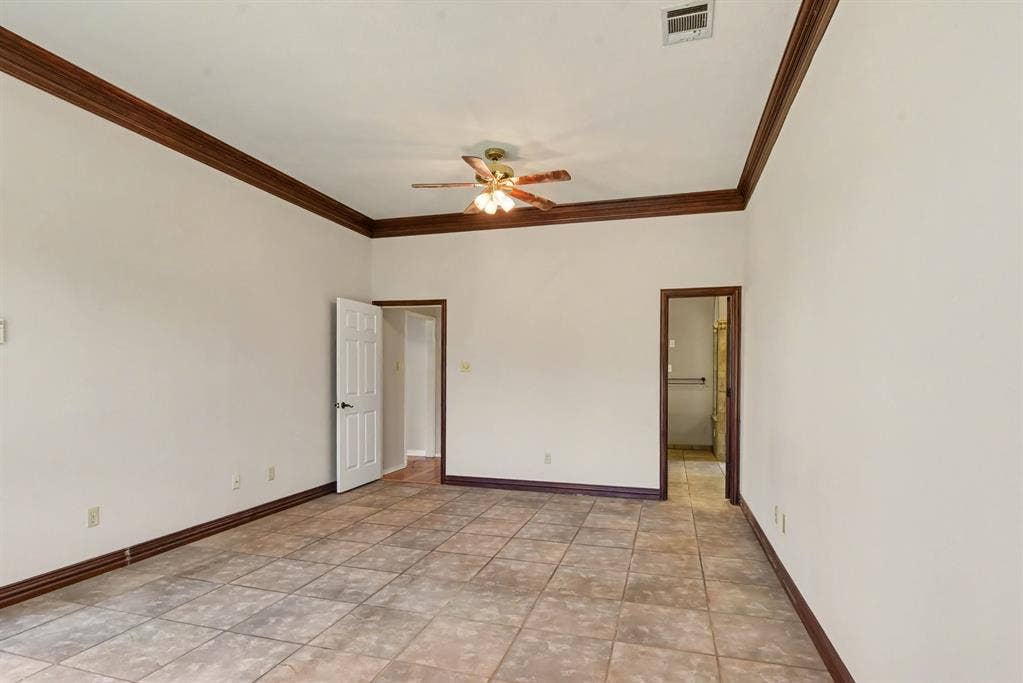 8304 Karen Lane, Terrell, TX 75160