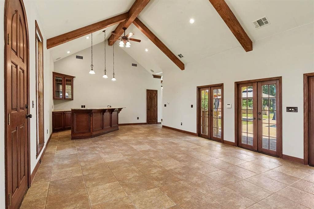 8304 Karen Lane, Terrell, TX 75160