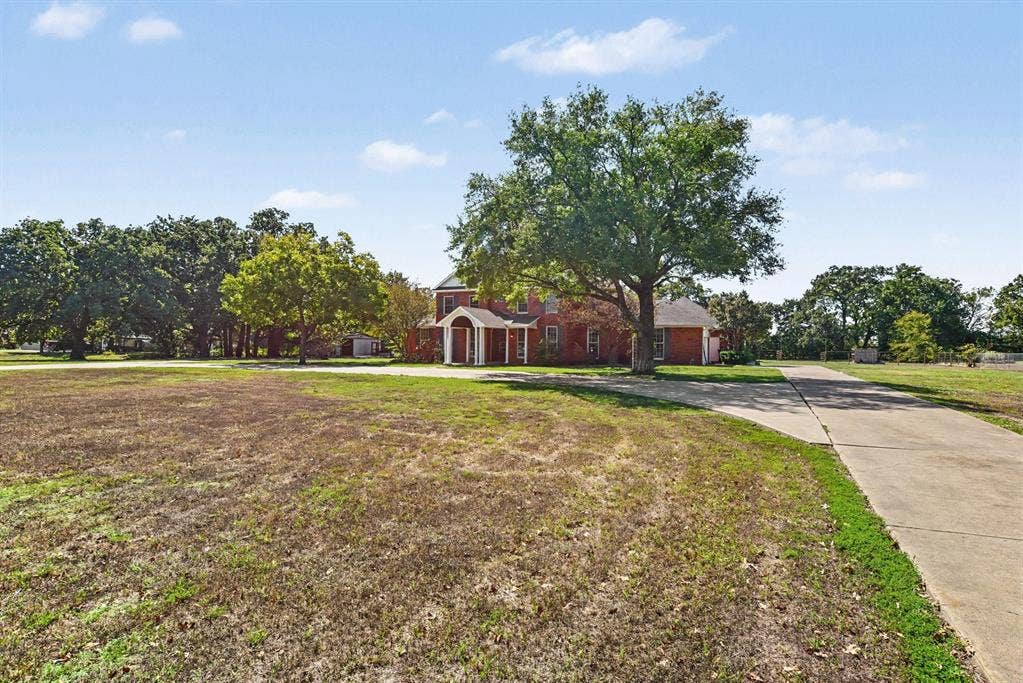 8304 Karen Lane, Terrell, TX 75160