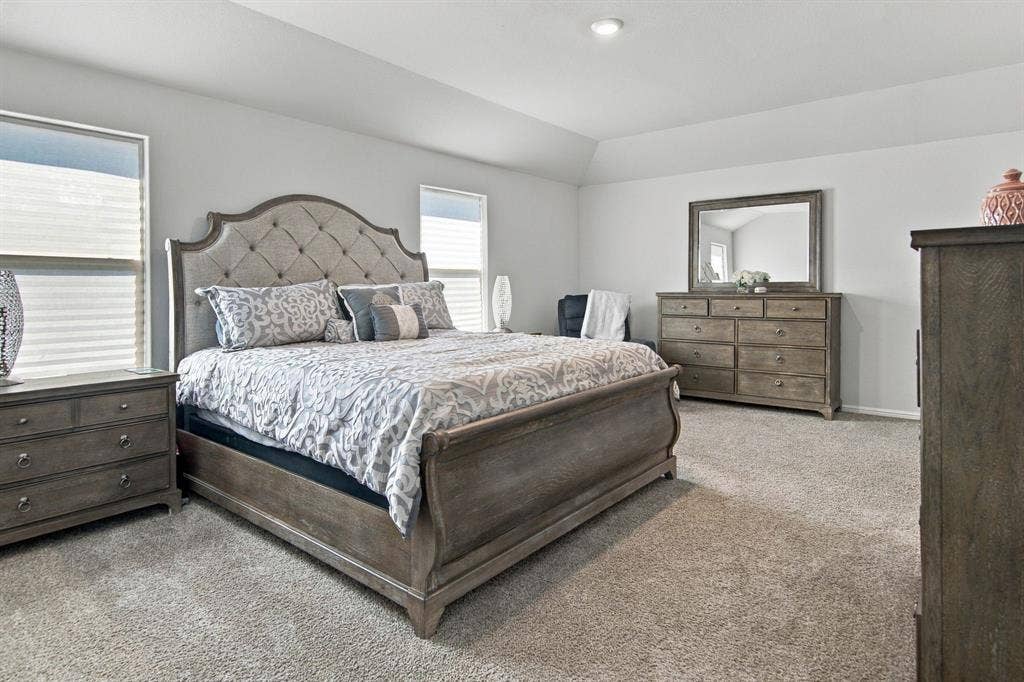 7933 Twin Forks Drive, Fort Worth, TX 76131