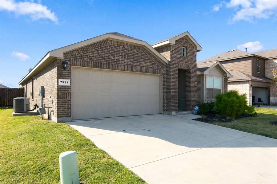 Property photo for 7933 Twin Forks Drive, Fort Worth, TX