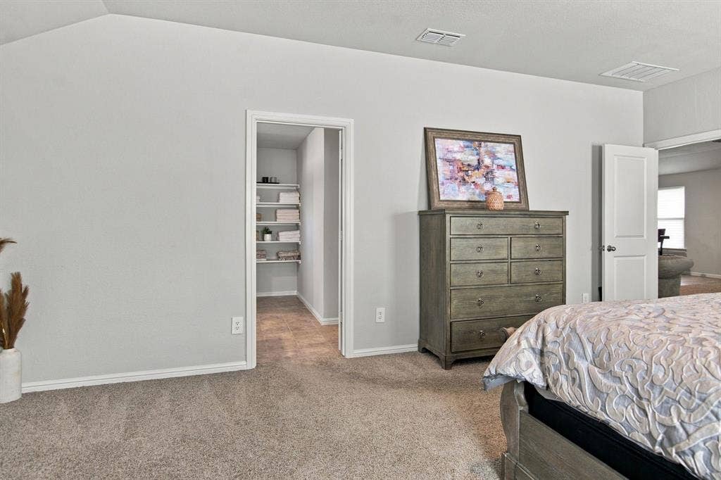 7933 Twin Forks Drive, Fort Worth, TX 76131