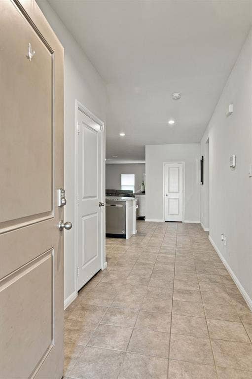 7933 Twin Forks Drive, Fort Worth, TX 76131