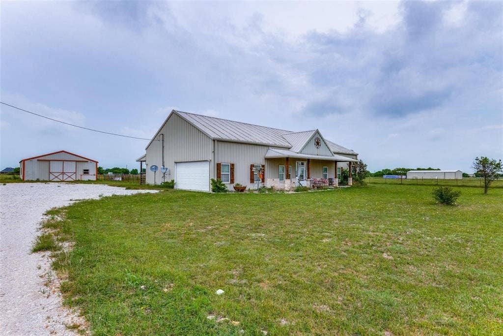 15350 US Highway 380, Krum, TX 76249
