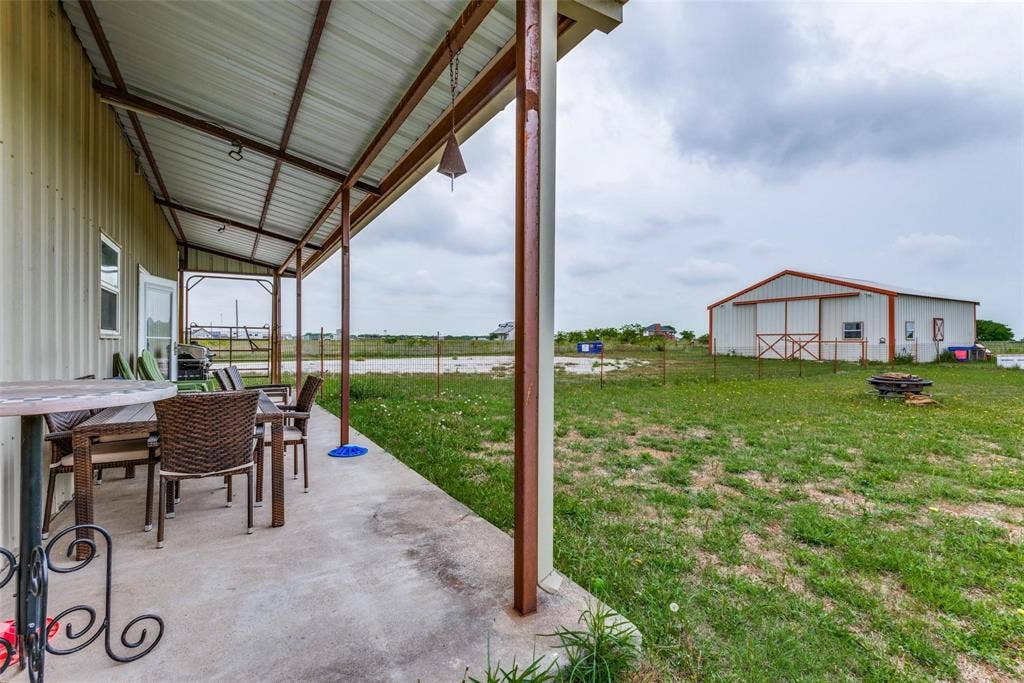 15350 US Highway 380, Krum, TX 76249