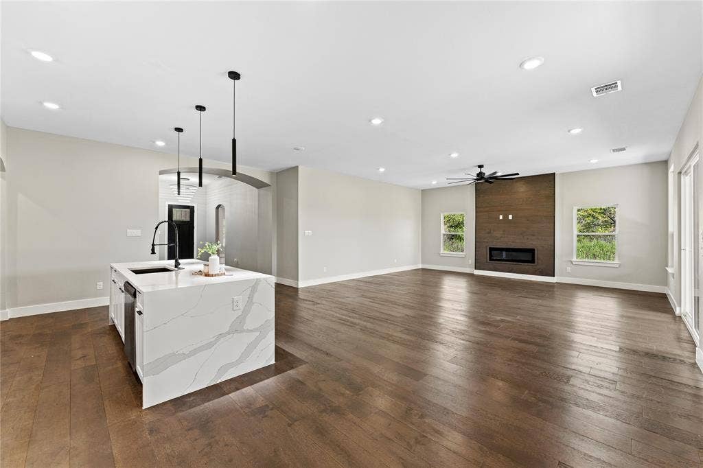 38093 Misty Ridge Drive, Whitney, TX 76692