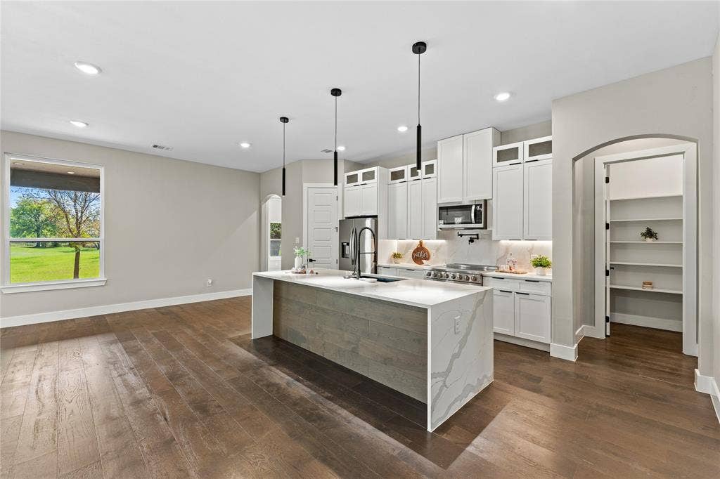 38093 Misty Ridge Drive, Whitney, TX 76692