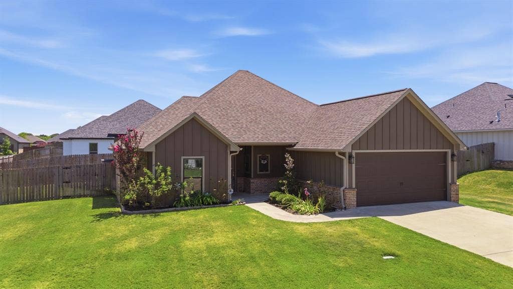 217 Smith Circle, Lindale, TX 75771 217 Smith Circle, Lindale, TX 75771