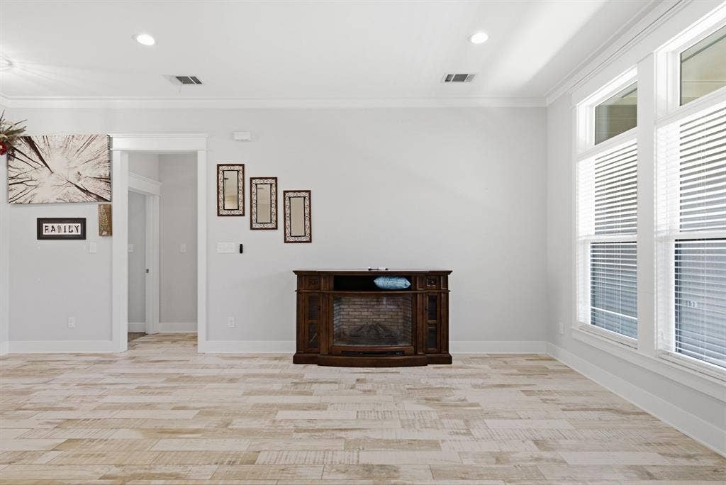 217 Smith Circle, Lindale, TX 75771 217 Smith Circle, Lindale, TX 75771