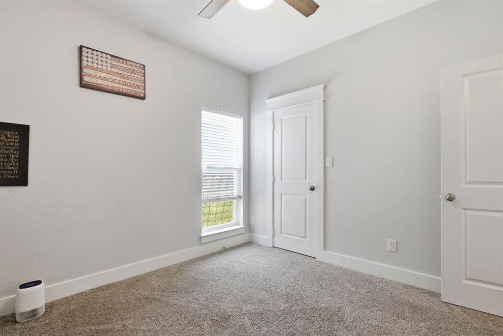 217 Smith Circle, Lindale, TX 75771 217 Smith Circle, Lindale, TX 75771