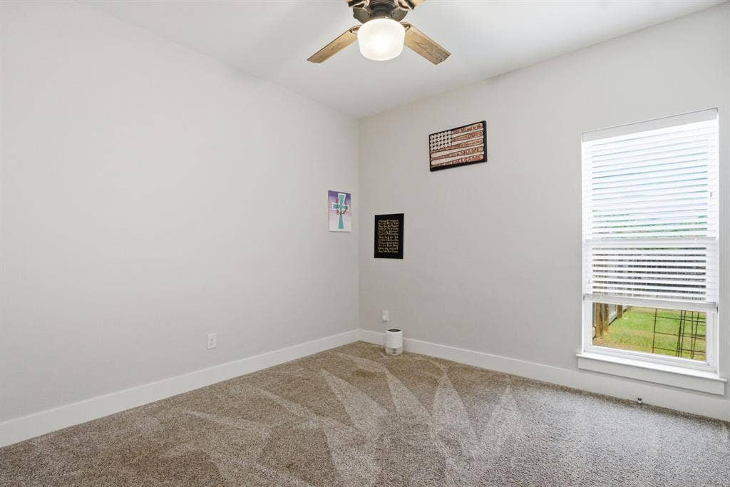 217 Smith Circle, Lindale, TX 75771 217 Smith Circle, Lindale, TX 75771
