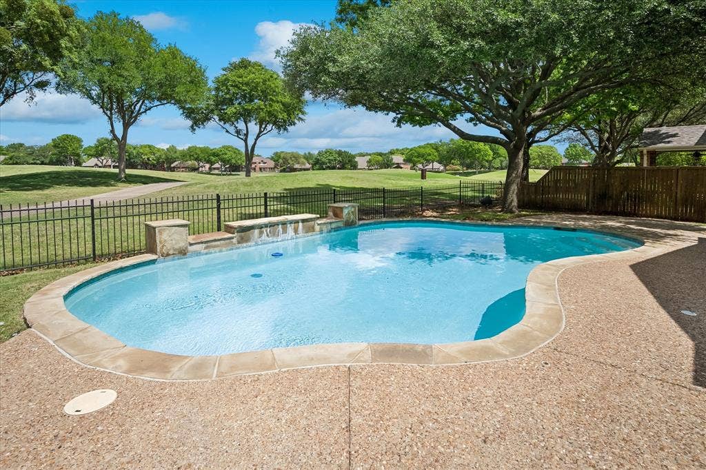 5104 Arbor Hollow Drive, McKinney, TX 75072 5104 Arbor Hollow Drive, McKinney, TX 75072
