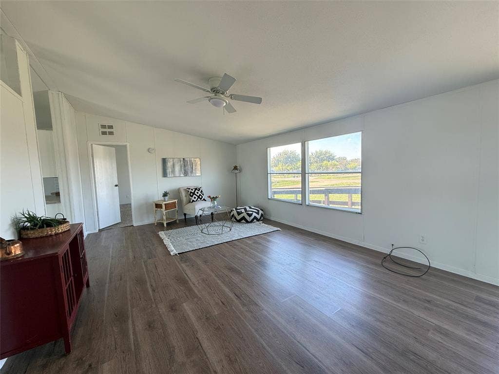 9066 Diamond Avenue, Kaufman, TX 75142 9066 Diamond Avenue, Kaufman, TX 75142