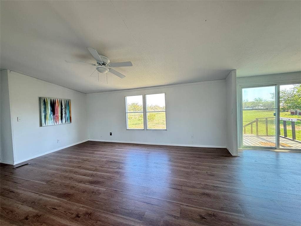 9066 Diamond Avenue, Kaufman, TX 75142 9066 Diamond Avenue, Kaufman, TX 75142