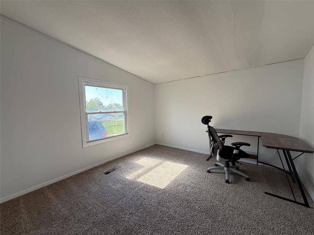 9066 Diamond Avenue, Kaufman, TX 75142 9066 Diamond Avenue, Kaufman, TX 75142