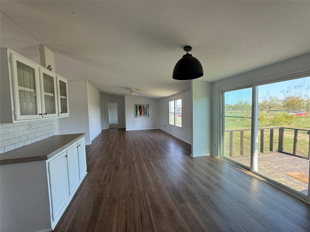 9066 Diamond Avenue, Kaufman, TX 75142 9066 Diamond Avenue, Kaufman, TX 75142