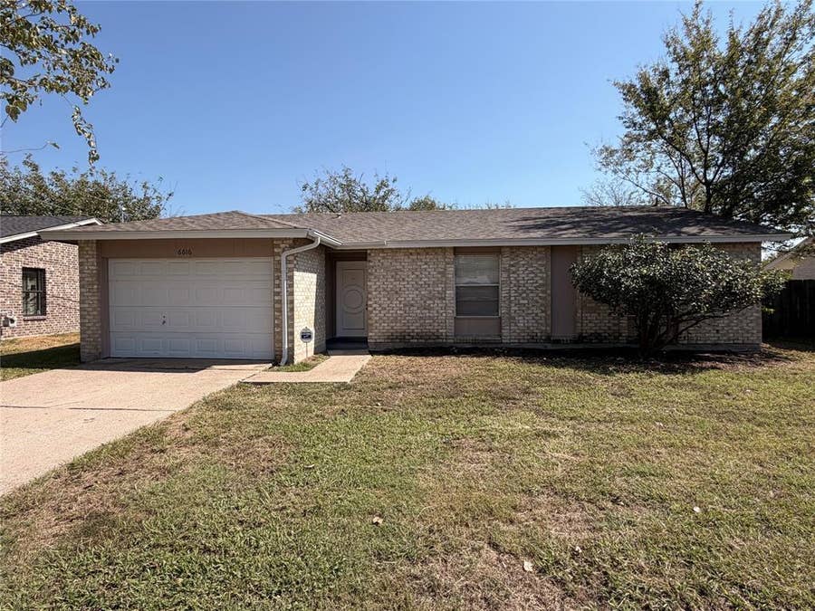 Property photo for 6616 Brookshire Trail, North Richland Hills, TX
