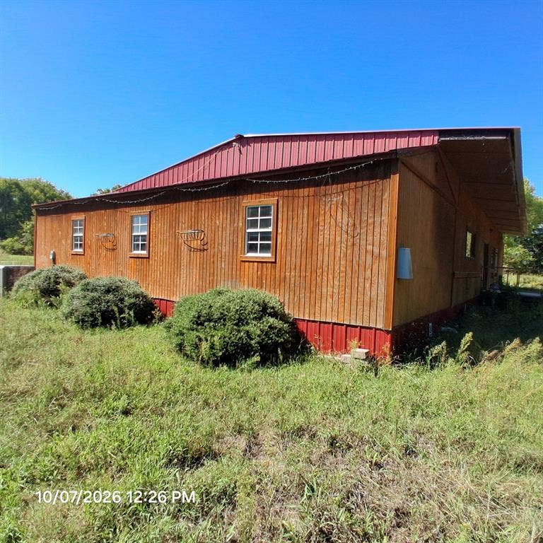 42 Greenbriar Avenue, Burneyville, OK 73430