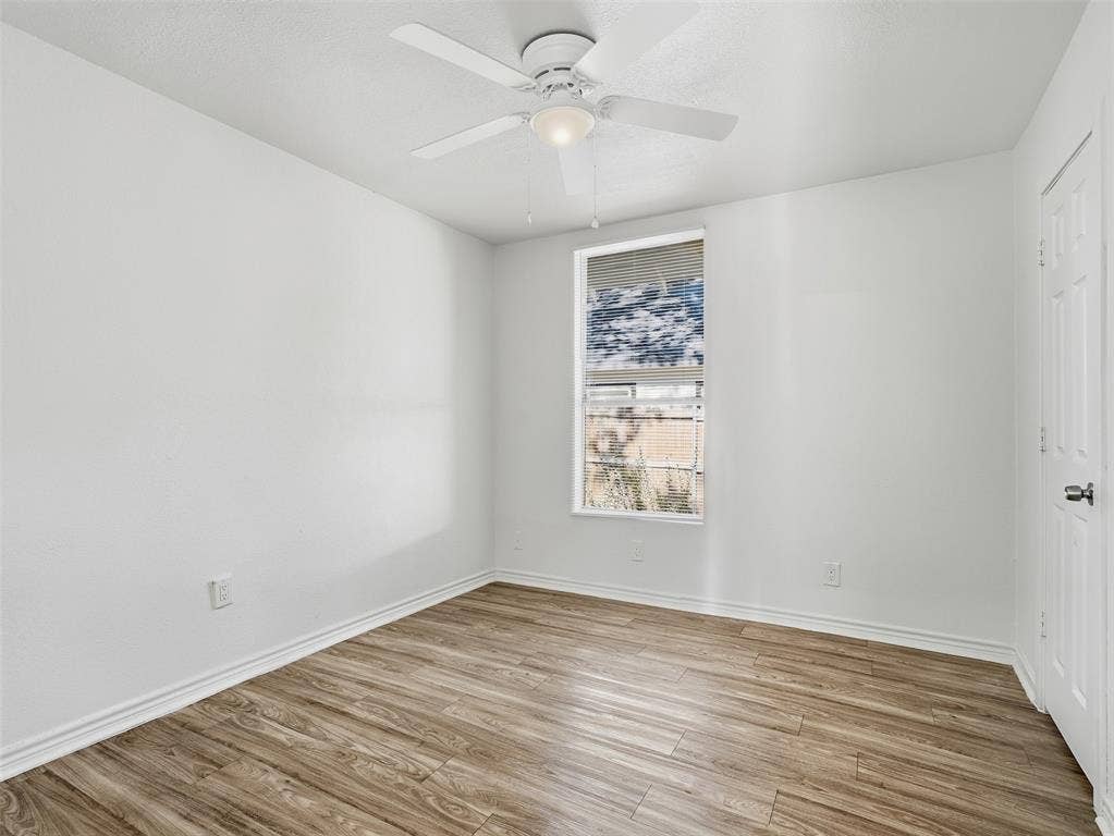 1419 E Waco Avenue, Dallas, TX 75216 1419 E Waco Avenue, Dallas, TX 75216